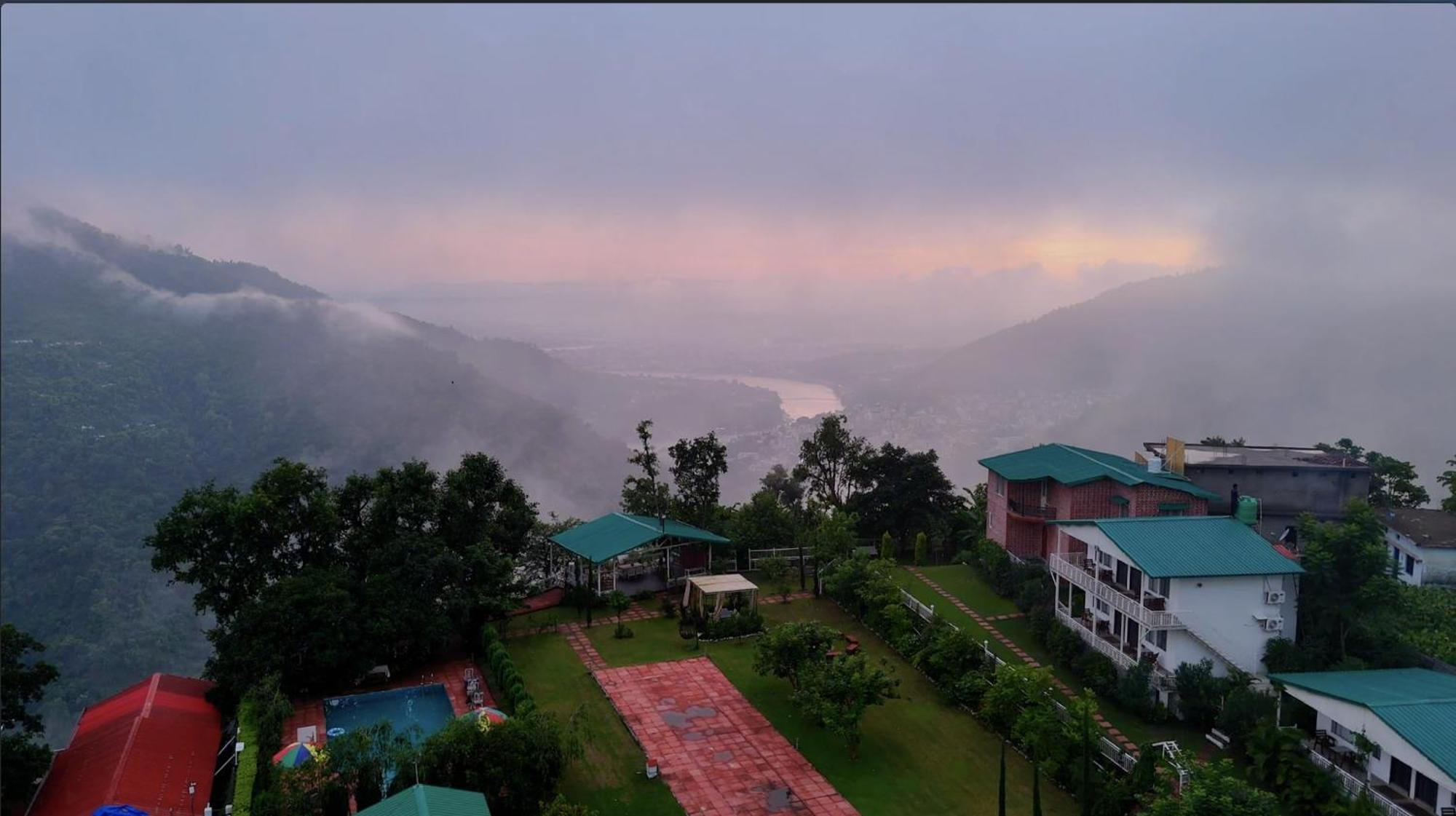 Neer Ganga Resorts Rishīkesh Esterno foto